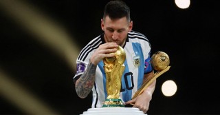 শীর্ষ ১শ’ ফুটবলারের সেরা লিওনেল মেসি