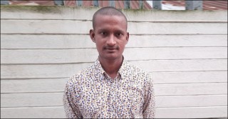 তরুণ ক্রিকেটার মোহন মিয়া বাঁচতে চান