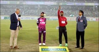 টসে সাকিবের জায়গায় মিরাজ, মাশরাফির জায়গা মুশফিক