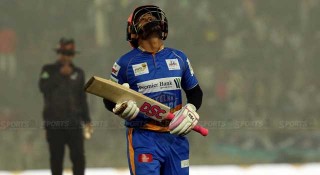 আবারও সেঞ্চুরি বঞ্চিত মুশফিক