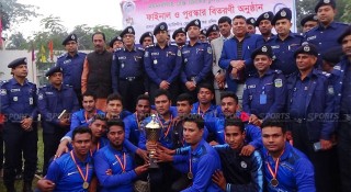 কনস্টেবল সোহাগের ঝড়ো ব্যাটিংয়ে চ্যাম্পিয়ন শেরপুর