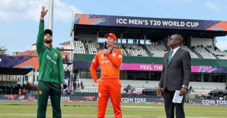 পাকিস্তানের ম্যাচ দিয়ে মাঠে গড়ালো টি-টোয়েন্টি বিশ্বকাপ