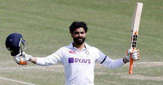 বিশ্বসেরা টেস্ট অলরাউন্ডার এখন জাদেজা