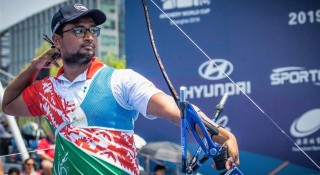 ওয়ার্ল্ড আর্চারিতে বাংলাদেশকে পদক উপহার দিলেন রুমান