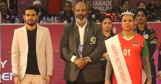রানীর বেশে বিদায় নিলেন রূপালী আক্তার