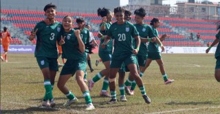 ভারতকে জোড়া গোলে হারিয়ে ফাইনালের পথে বাংলাদেশ