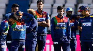 অবশেষে কেন্দ্রীয় চুক্তিতে ১৮ লঙ্কান ক্রিকেটার, নেই ম্যাথিউস