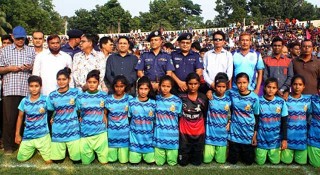 পুলিশ সুপার কাপ নারী ফুটবল টুর্নামেন্টে চ্যাম্পিয়ন সাতক্ষীরা