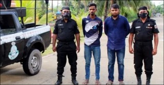 অনলাইনে জুয়া, কক্সবাজারে শাহরুখ খান নামের যুবক আটক