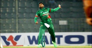 ৪টি উইকেট পেলে নতুন ইতিহাস গড়বেন সাকিব