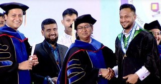 ৩৬ বছরে গ্র্যাজুয়েট স্বপ্ন পূরণ হলো সাকিবের