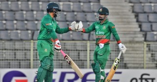 বাংলাদেশের প্রথম ১০ উইকেটের জয়