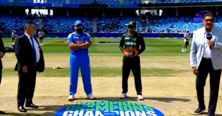 ভারতের বিপক্ষে টস জিতে ব্যাটিংয়ে বাংলাদেশ