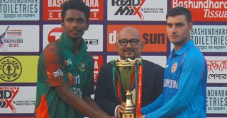 আজিজুলের শতকে সমতায় সিরিজ শেষ করলো বাংলাদেশ