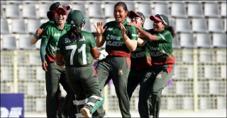 অভিষিক্ত তৃষ্ণার হ্যাটট্রিকে কুপোকাত মালয়েশিয়া