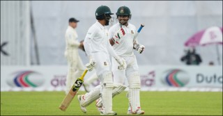 পুরো দিনে বল গড়ালো ৩২.৩ ওভার, দু’দলের নেই সাত ব্যাটার