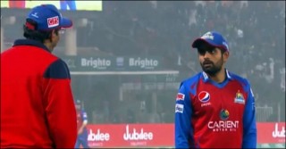 বাবরকে তিরস্কার, কারণ জানালেন ওয়াসিম আকরাম