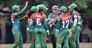 নাহিদার বোলিং তোপে উড়ে গেল কেনিয়া, বাংলাদেশের বড় জয়