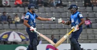 বরিশালকে হারিয়ে দিল ঢাকা