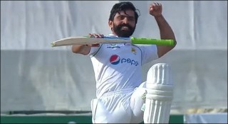 সেঞ্চুরি করে রেকর্ড বুকে ফাওয়াদ আলম