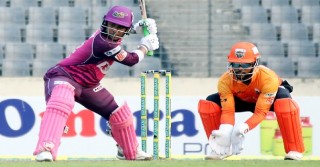 খুলনাকে হারিয়ে কোয়ালিফায়ার নিশ্চিত সিলেটের