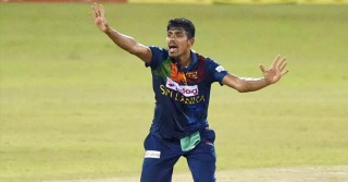 পাকিস্তান সিরিজ থেকে ছিটকে গেলেন থিকশানা