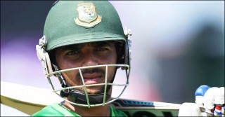টেস্ট ক্যাপ্টেন মমিনুলকে দলে নিয়েছে কুমিল্লা