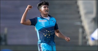 নারী বিগব্যাশে ব্রিসবেন হিটে খেলবেন পুজা ভাস্ত্রকর