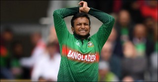 আবারও শীর্ষস্থান হারালেন সাকিব
