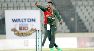 সেরা দশে ফিরলেন সাকিব