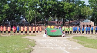 নালিতাবাড়ীতে যৌতুক-বাল্যবিয়ে বিরোধী নারী ফুটবল ম্যাচ