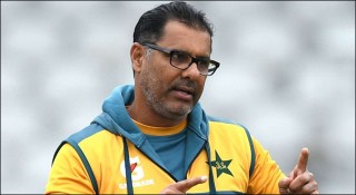 বরখাস্ত হওয়ার আগে পদত্যাগের সিদ্ধান্ত নিয়েছি : ওয়াকার ইউনিস