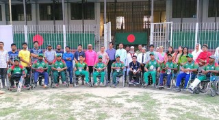 হুইলচেয়ার ক্রিকেটারদের পাশে বিসিবি