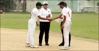 জাতীয় স্কুল ক্রিকেটে প্রথমবার নারী আম্পায়ার