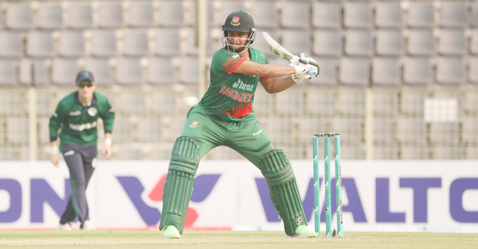 সাকিবের দুটি নতুন রেকর্ড