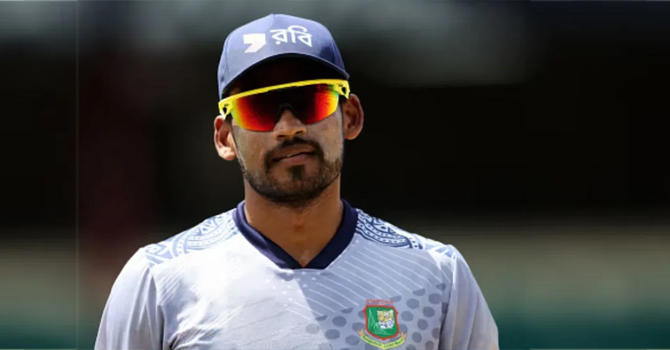জিম্বাবুয়েকে হালকাভাবে নিতে রাজি নন নাজমুল হোসেন
