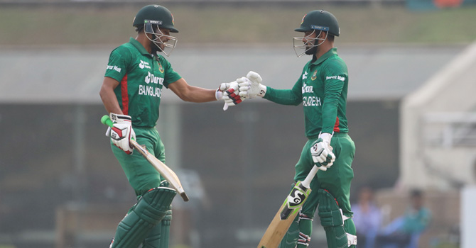 ২২ ধাপ এগিয়েছেন শান্ত, লিটনের অগ্রগতি ১২ ধাপ