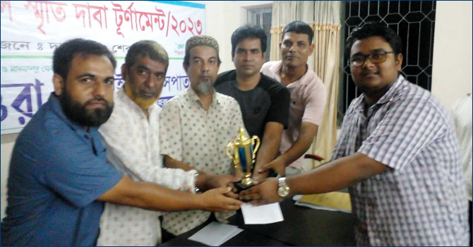 শেরপুরে দাবা বোর্ডে হাতি-ঘোড়ার লড়াইয়ে অপরাজিত চ্যাম্পিয়ন রিয়ান
