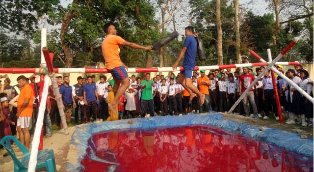পুলিশের বার্ষিক সমাবেশে অন্যরকম আয়োজন