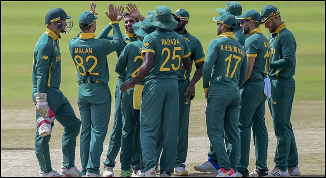 দক্ষিণ আফ্রিকার বিশ্বকাপ দল ঘোষণা, নেই তাহির-ডু প্লেসিস
