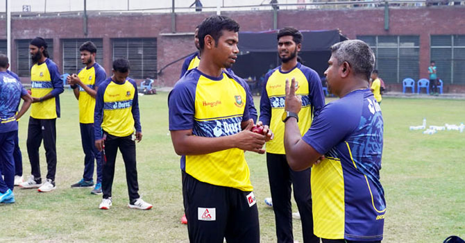 তানভিরকে দেখে খুশি হেরাথ