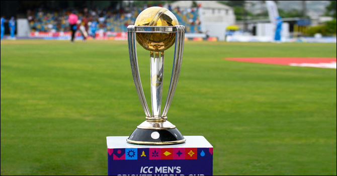 বিশ্বকাপের টিকিট কালোবাজারে, ভক্তের মামলা