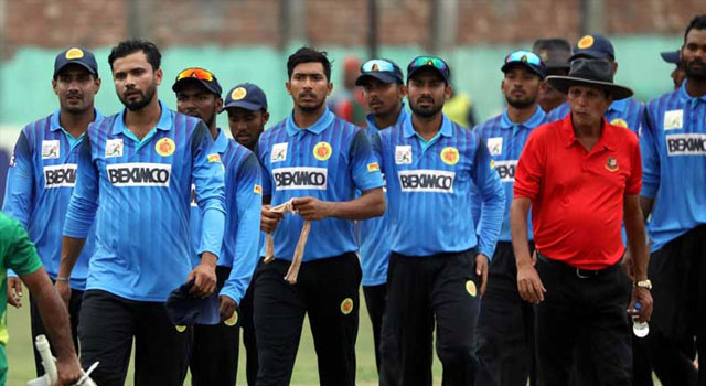 সৌম্যর ডাবল সেঞ্চুরির রেকর্ডে চ্যাম্পিয়ন আবাহনী