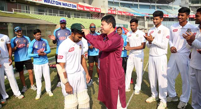 প্রথমবারের মতো পেসার বিহীন বাংলাদেশ