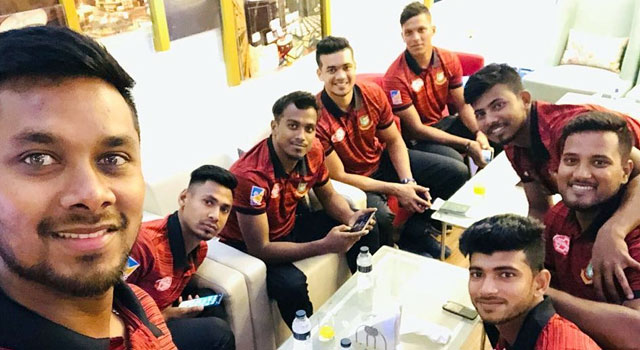 বিশ্বকাপ যাত্রায় দেশ ছাড়ল টাইগাররা