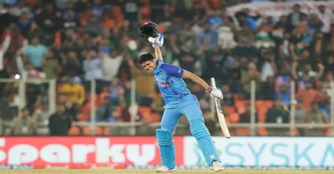 গিলের সেঞ্চুরিতে ভারতের রেকর্ড গড়া জয়