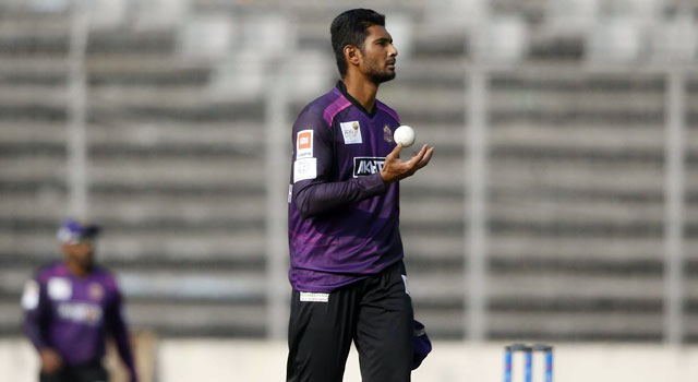 ফিরেই মাইলফলক স্পর্শ করলেন মাহমুদউল্লাহ