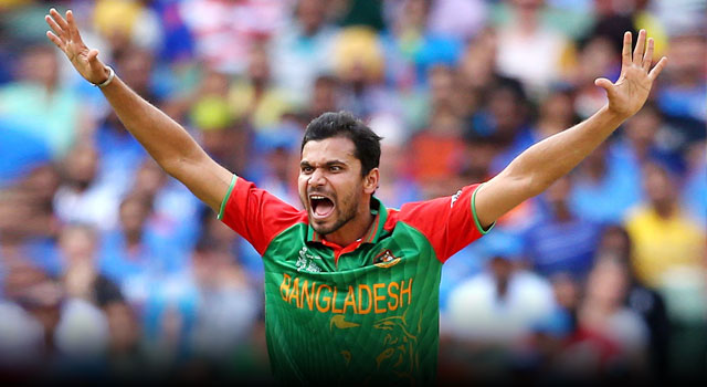 দেড় যুগের ব্রেসলেট ‘নিলামে তুলছেন’ মাশরাফি!