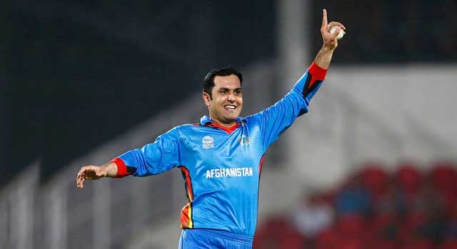 ক্রিকেটে নবীর অনন্য রেকর্ড