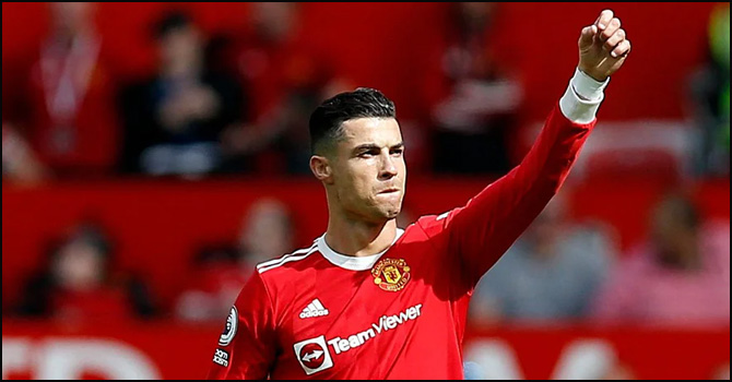 রোনালদোর হ্যাটট্রিকে ইউনাইটেডের নরউইচ বধ